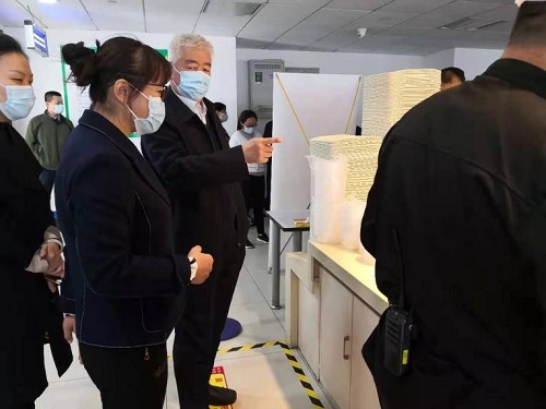 山東省直機(jī)關(guān)事務(wù)局宋培杰副局長一行蒞臨龍奧大廈餐廳檢查指導(dǎo)“厲行節(jié)約、反對浪費(fèi)”工作